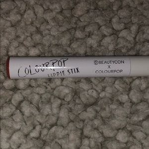 NEVER USED LIMITED EDITION BEAUTYCON LIPPIE STICK